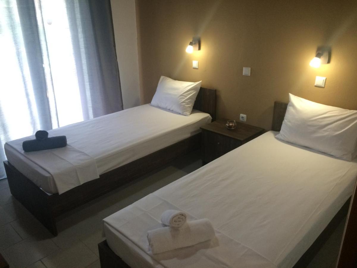 Avra Beach Apartments เลฟคิมมี ภายนอก รูปภาพ