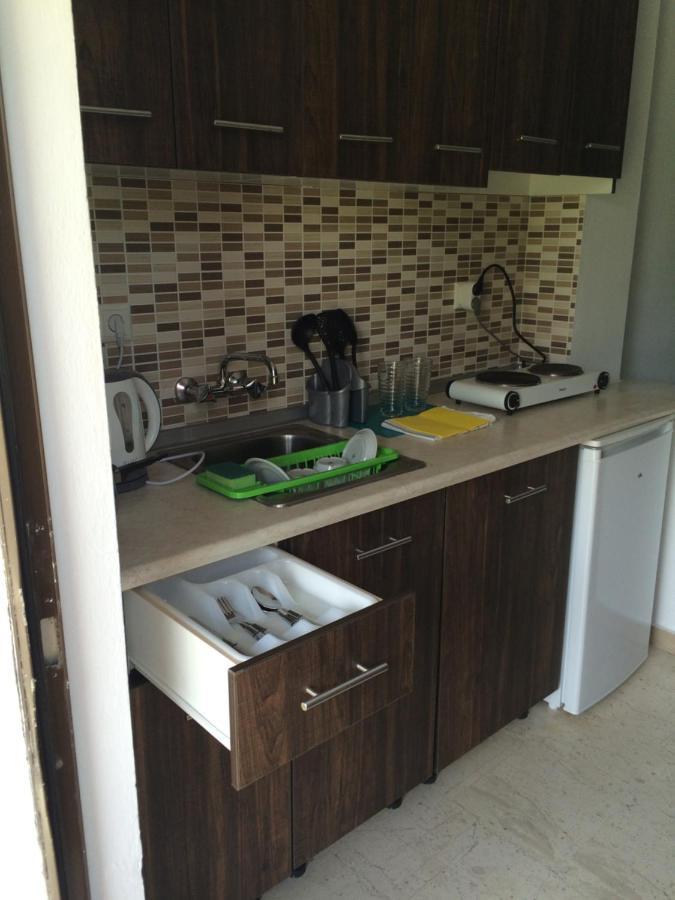 Avra Beach Apartments เลฟคิมมี ภายนอก รูปภาพ
