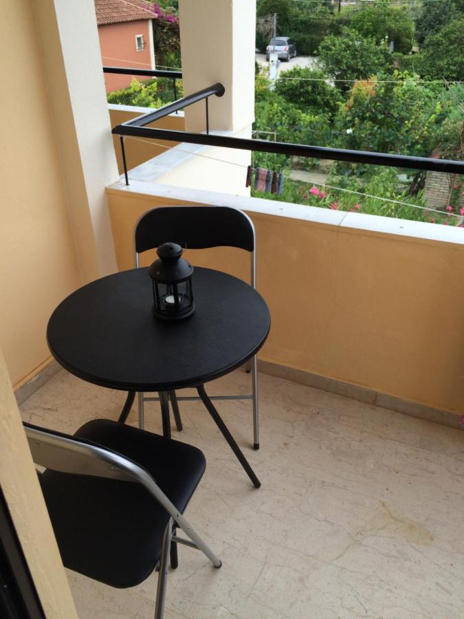 Avra Beach Apartments เลฟคิมมี ภายนอก รูปภาพ